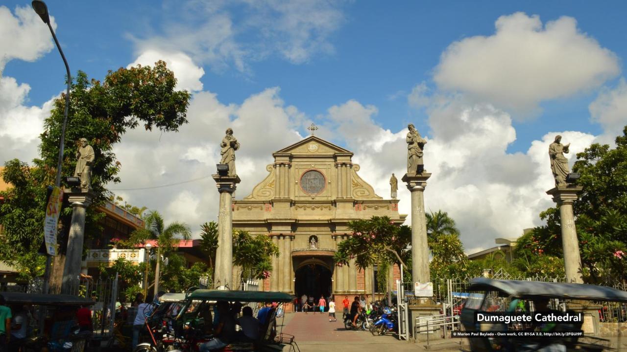 โรงแรมเซาท์วิว Dumaguete City ภายนอก รูปภาพ